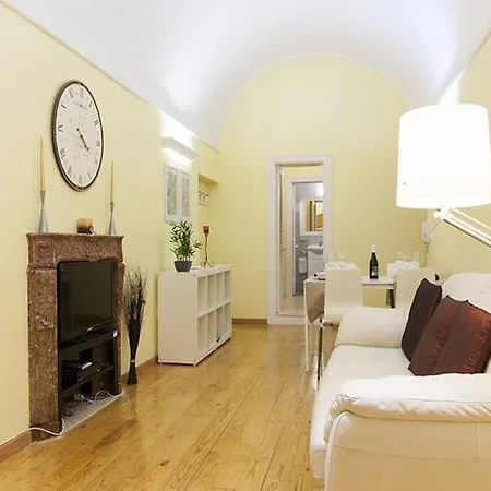 Downtown Deluxe | Rentexperience Apartment